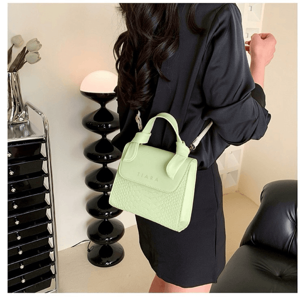 Green Bag Snake Gia